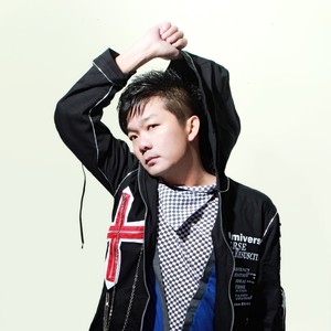 李香兰