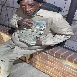 Dawgshxt (feat. Ayeewopp) (Explicit)