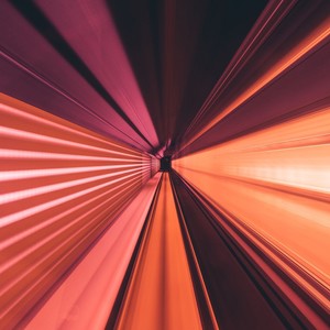 听闻远方有你，动身跋涉千里