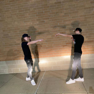 I Bleed (feat. Li VXNITY) (Explicit)