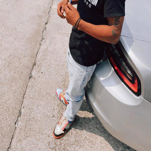 30 BANDZ (feat. 3hreeg)