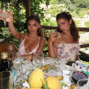 Chantel & Cindy (feat. Smoove Santana) (Explicit)