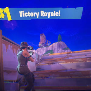 Lobby music (feat. Lyfe) (Explicit)