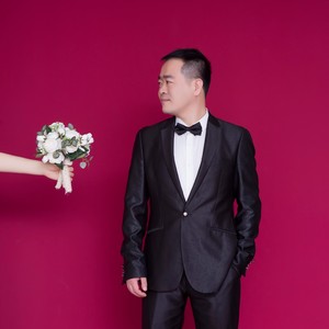 再见只是陌生人