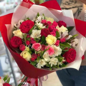 Omalisha (feat. Julian Deelo)