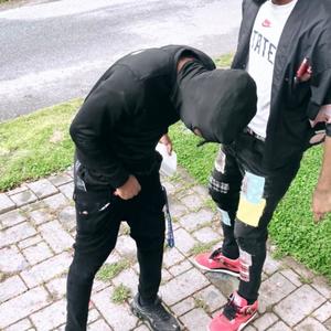 #Astronut (feat. MagiXo) (Explicit)