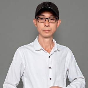 漫漫红尘爱上你 (伴奏)