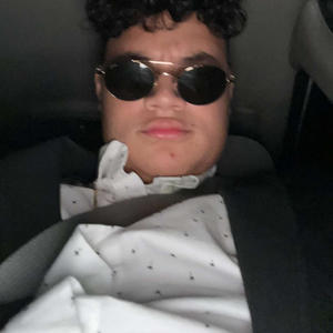 How to make the hoes laugh part 1 (feat. Krispy B & Moosie) (Explicit)