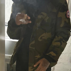 Cant put down the cup (feat. G60) (Explicit)