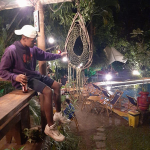 Ela Vem Jogando a Raba (Explicit)