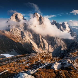 Silence Hangs On The Thread Of Light