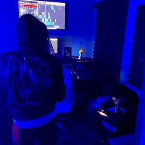 Static (feat. Qua Bxby) (Explicit)