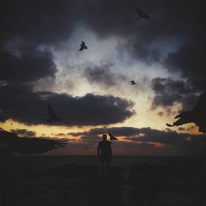 看不透的话 还是模糊点好