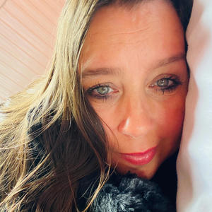 Looking At Me Live (Live)