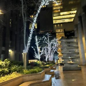 me (feat. artemys) (Explicit)