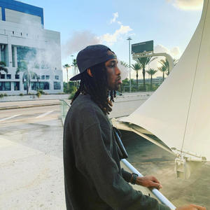 Plugged Erywhere (Explicit)