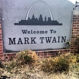 Welcome To Mark Twain (feat. GST Glizzo) [Explicit]