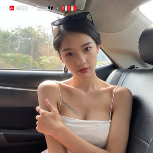 1首最火经典重低音 (Remix)