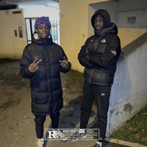 MINIMUM (feat. WIXO & LA2S) (Explicit)