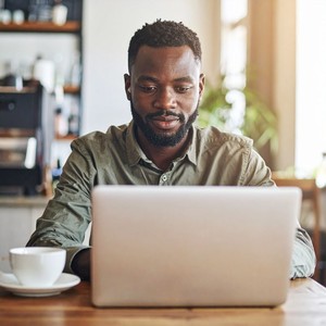 Música Tranquila Y Centrada En El Trabajo.
