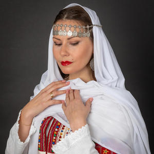 Moma Stoye (Мома стойе) (feat. Milena Andreeva)