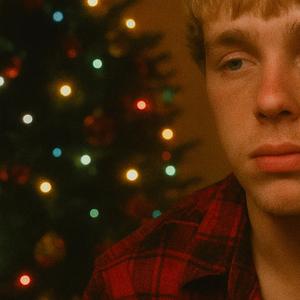 doesn't feel like christmas (anymore)