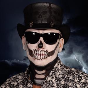 Bleed (feat. Les Warner & Michelle)