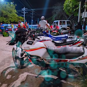 Gasolinera (Explicit)