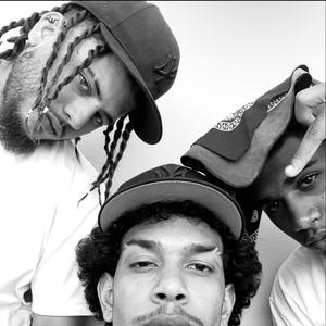 Temblando (feat. El Yessus) (Explicit)