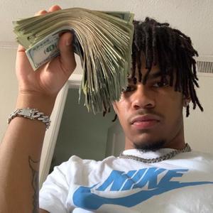 40 mil (feat. desire & aura24k) (Explicit)