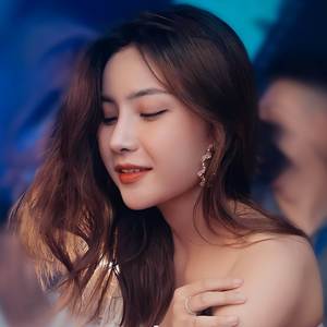 CƠN BÃO TÌNH YÊU (Remix)