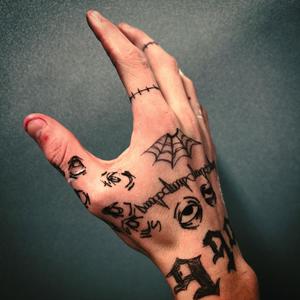 DyadZ (feat. Yung Doc)