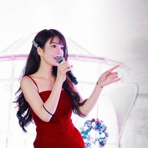 爱情大概伴奏 (伴奏)