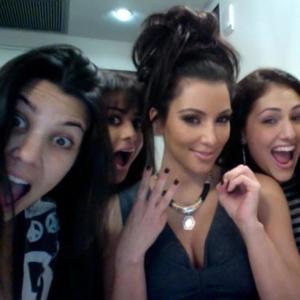 kush ups (feat. yaks) (Explicit)