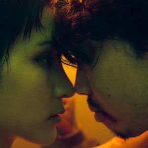 ฝังร่างข้างๆกัน