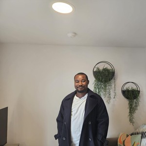 Baje Tomatoes Beat (feat. Biggy Khali)