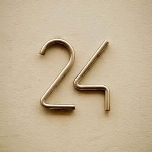 24 (feat. Platø)