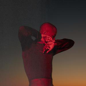 Kelechi - dance in the mirror