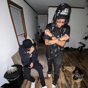 ONMYWAY! (feat. Xovstheworld & Damn Andre!) (Explicit)