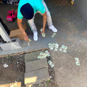 Cant show no love (feat. Lu hopout & Jsteppa) (Explicit)