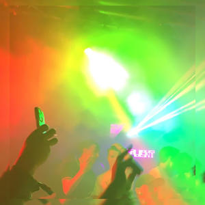 In de lucht (feat. Wontor, BigZem & De Rooie Ridder) (Explicit)