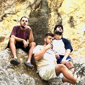 YO YA CAI (feat. ShatterPrince) (Explicit)