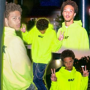 Candy(feat. Juzi) (Explicit)