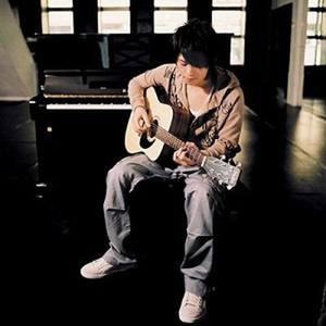 林宇中 - 空秋千