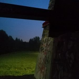 Неоновый свет