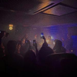 Chica Mala (feat. FROM HELL) (En Vivo|Explicit)