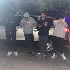 Huh (feat. m22der, Rich Wizz & tweak) (Explicit)