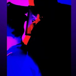 SOLO FEELS (feat. Dr Jaybbx)