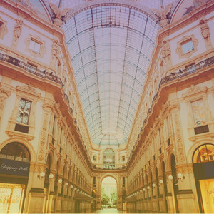 Shopping Mall