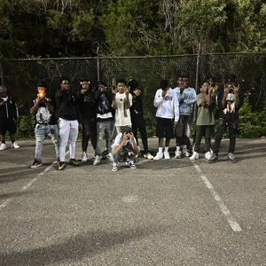 Tryna Crash (feat. WildChildT7 & LaRell) (Explicit)